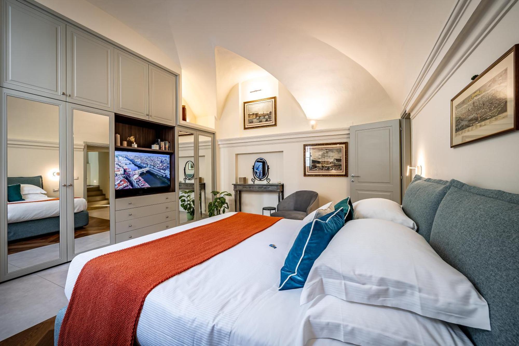 Dimora Collection - Le Corti - Boutique Luxury Suites In A Restored 13Th Century Convent, With Sauna And Gym (Adults Only) Firenze Bagian luar foto